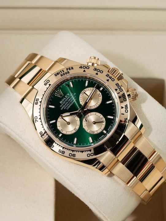 Rolee_x Oyster Perpetual Daytona Chosmograph Gold-Green-Gold Chronograph
