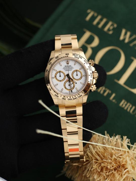 Rolee_x Oyster Perpetual Daytona Chosmograph Gold-White