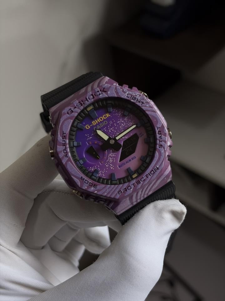 GSHOCK GM-2100 MILKY WAY EDITION 1084
