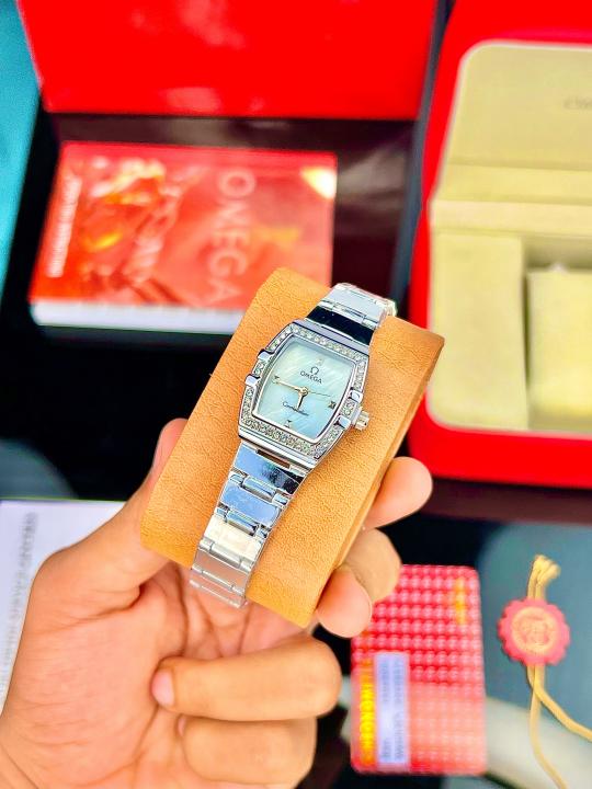 OMEGHA WATCH M-565