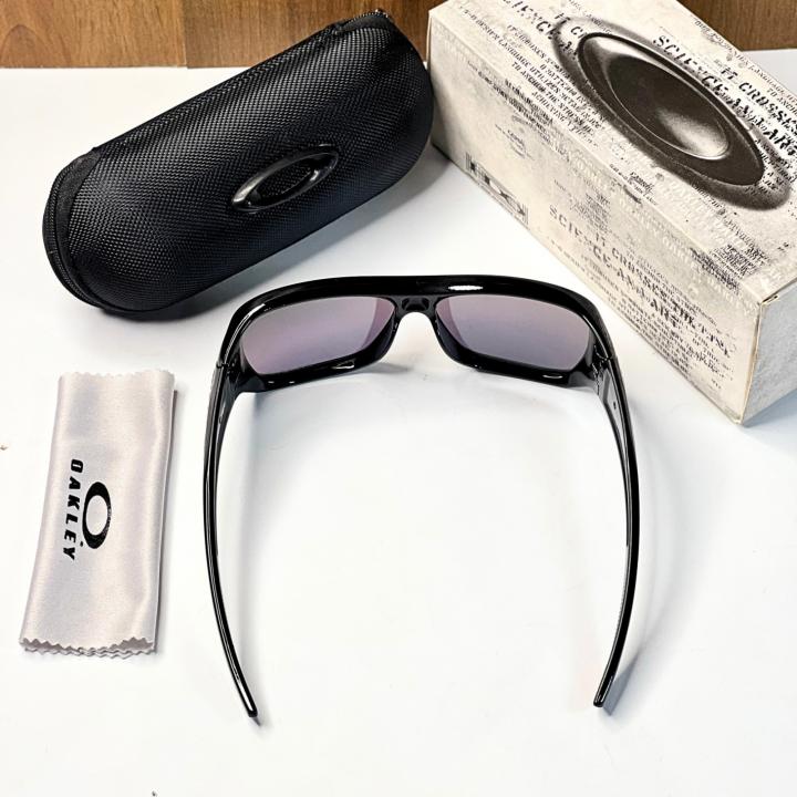 Oakle 824 black gold mercury