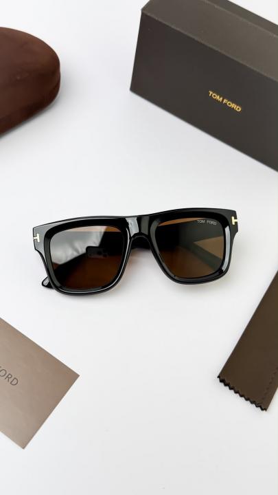 Tom forr black brown 259
