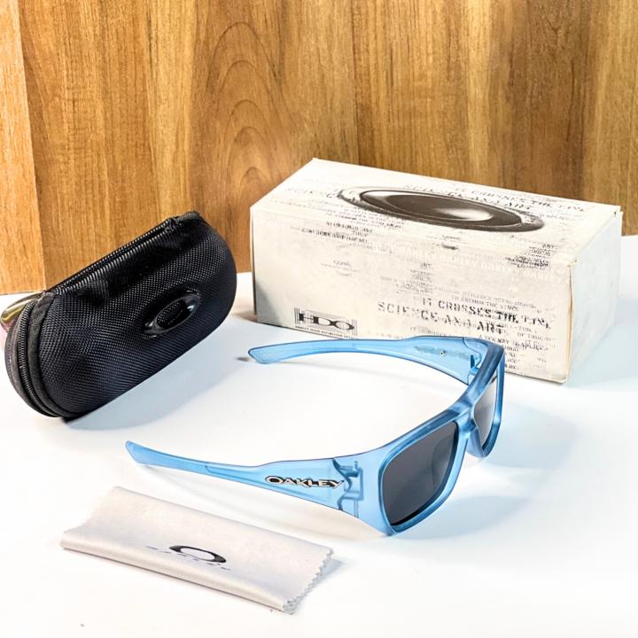 Oakle 824 matt blue black
