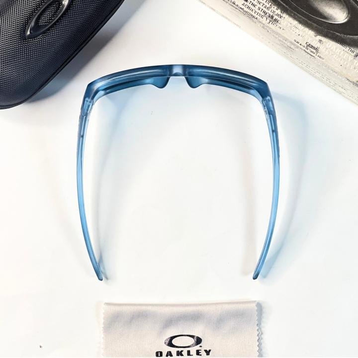 Oakle 824 matt blue black