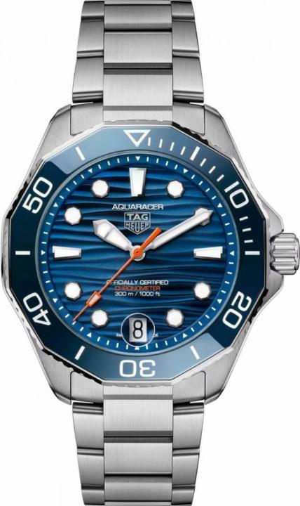 Tag_g Heuee_r Aquaracer Professional 300m date automatic japan zik zake line silver blue