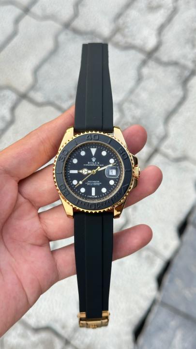 Rollex OYSTER PERPETUAL DATE YACHT-MASTER