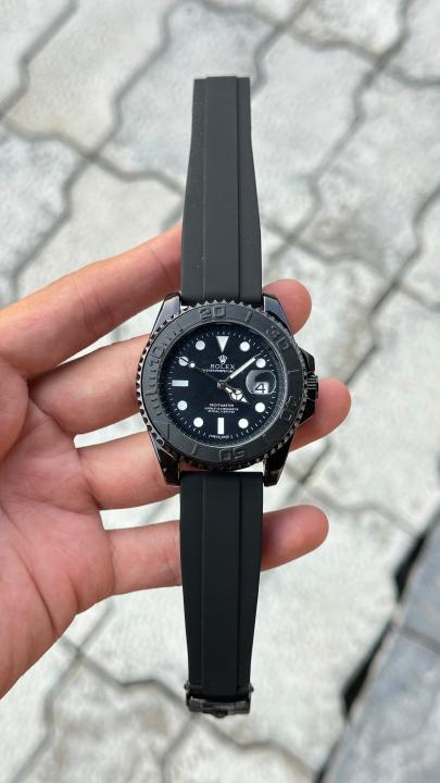 Rollex OYSTER PERPETUAL DATE YACHT-MASTER