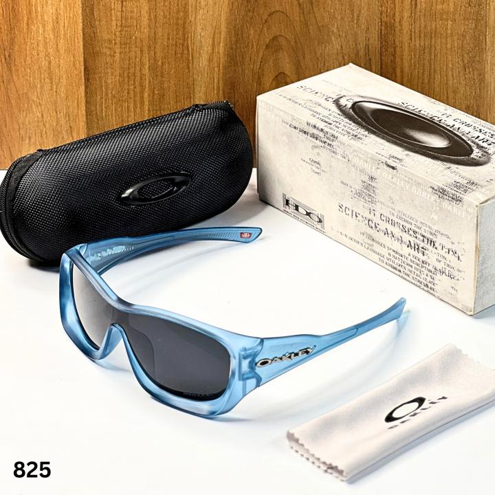 Oakle 825 matt blue