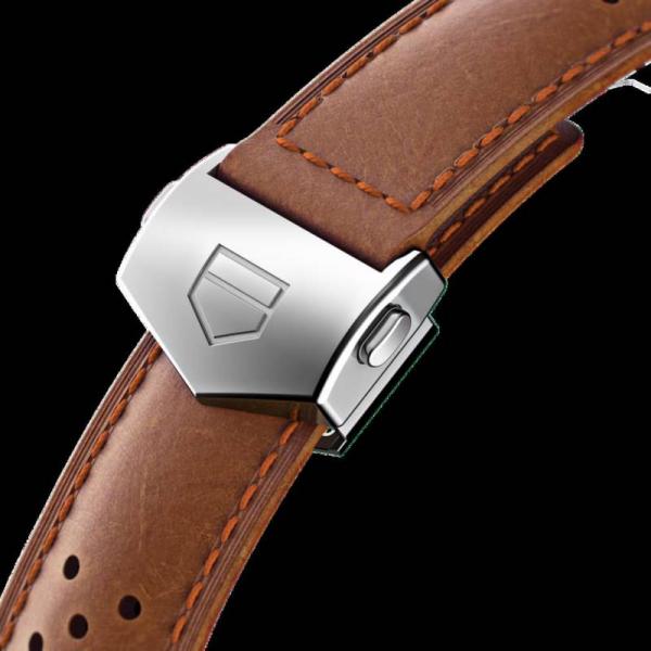 Tag Heuee_r Carrera Caliber 17 brown and blue