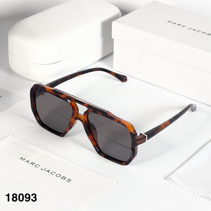 Marc jacob 18093 tiger black