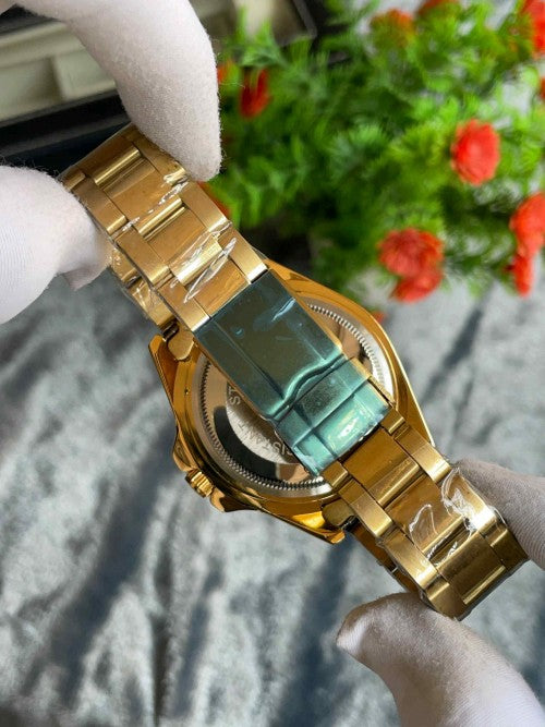 ROLLEX SUBMARINE QUARTZ MOVEMENT WATCH