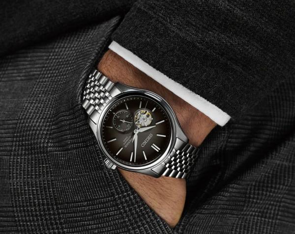 Seiko presage SPB471 Automatic silver Black