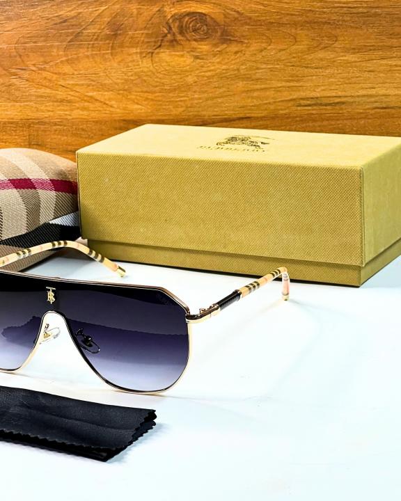 Burberr 23068 gold black shaded