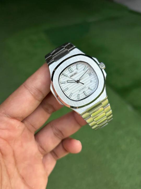 Seiko Nautilus Quartz Steel Quality