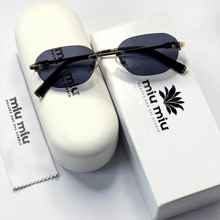 Miu miu 62 gold black