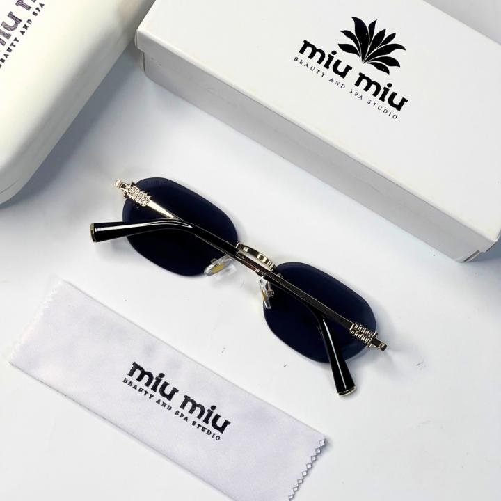 Miu miu 62 gold black