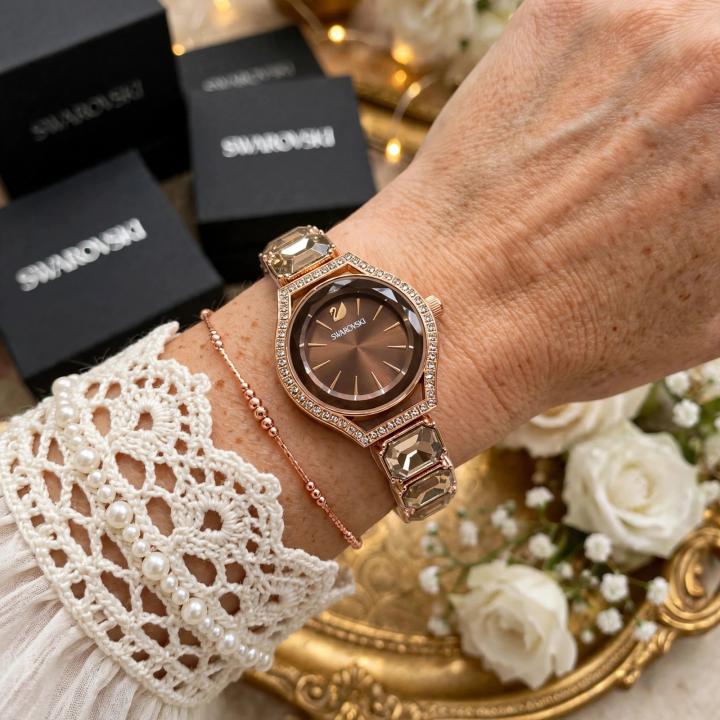 SWAROVSKY CRYSTAL WATCH FOR HER 1009