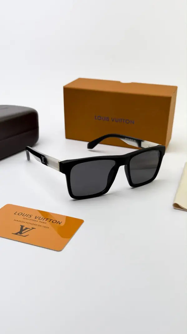 Loui_vuitton-black_2191
