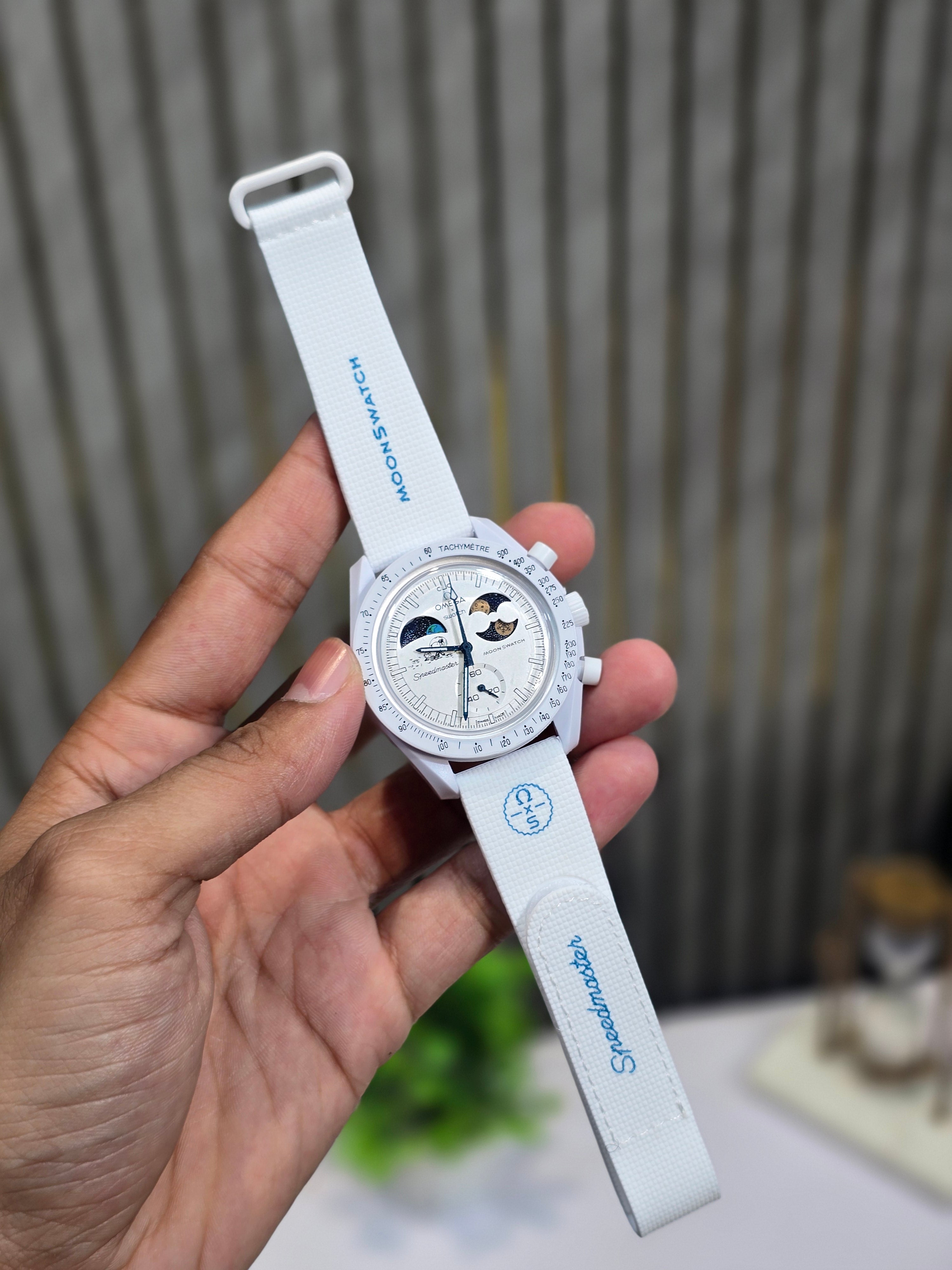 Swatch X Omega Bioceramic Moonswatch Mission To Earthphase - Moonshine Gold Snow